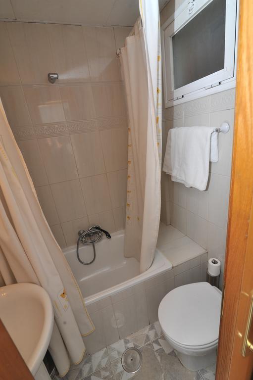 Hostal Goyma II San Fernando De Henares Quarto foto