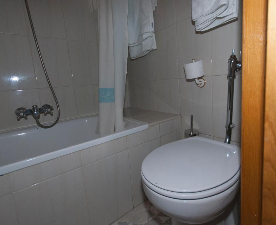 Hostal Goyma II San Fernando De Henares Quarto foto