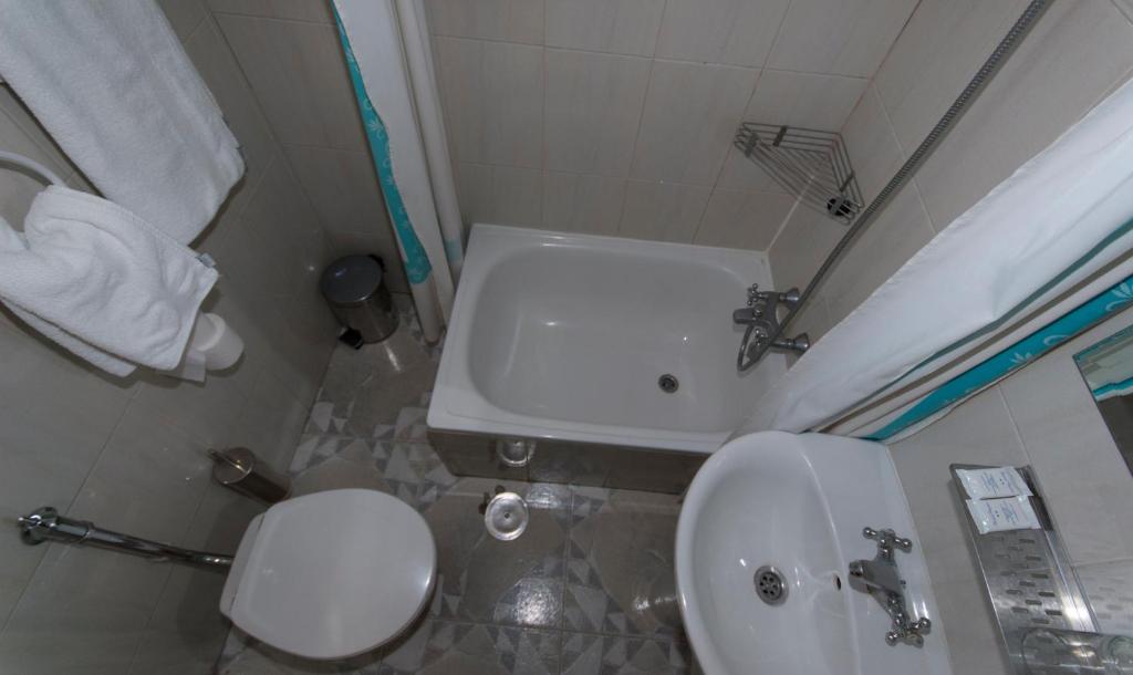 Hostal Goyma II San Fernando De Henares Quarto foto