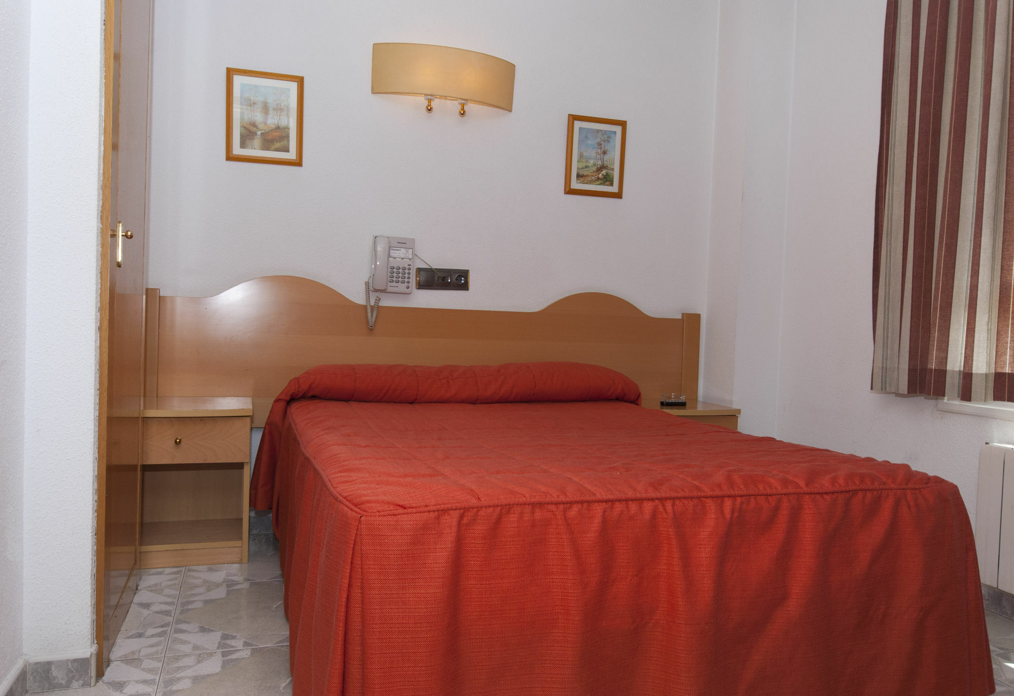 Hostal Goyma II San Fernando De Henares Exterior foto